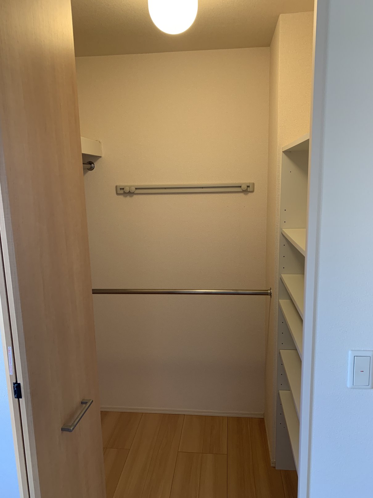 収納　ウォークインクローゼット付で収納たっぷり