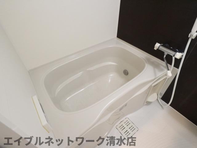 バス・シャワールーム　きれいなお風呂です