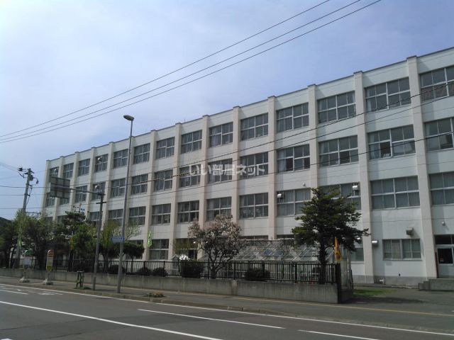 小学校　白楊小学校（小学校）まで509m
