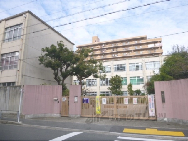 【京都市南区吉祥院東前田町のマンションの小学校】