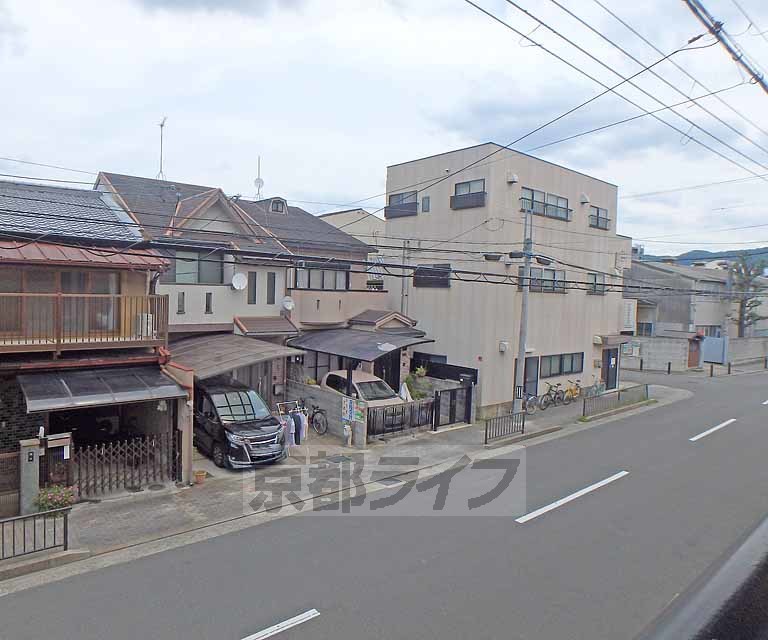 【京都市左京区田中大堰町のマンションの眺望】