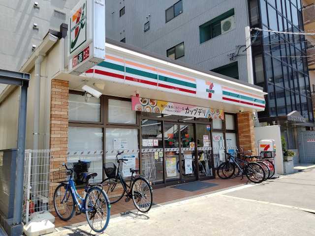 コンビニ　セブンイレブン（コンビニ）まで467m
