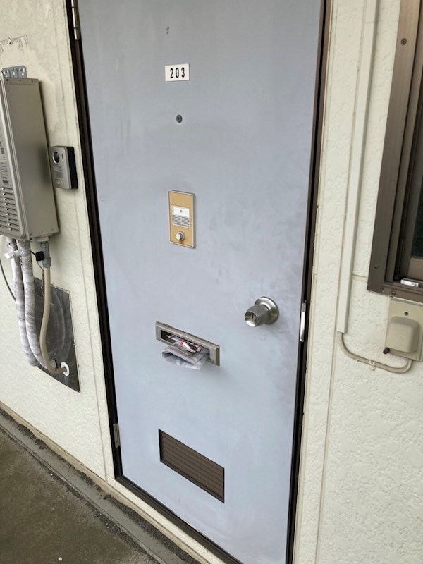 玄関　同タイプ参考写真