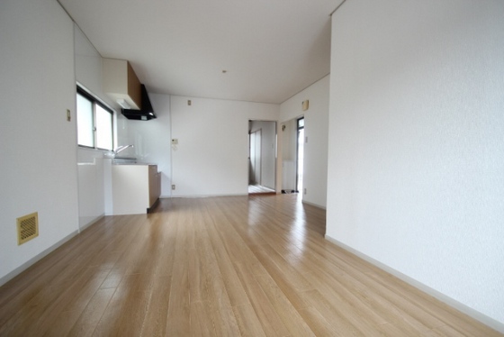 居室・リビング　※別部屋の写真です