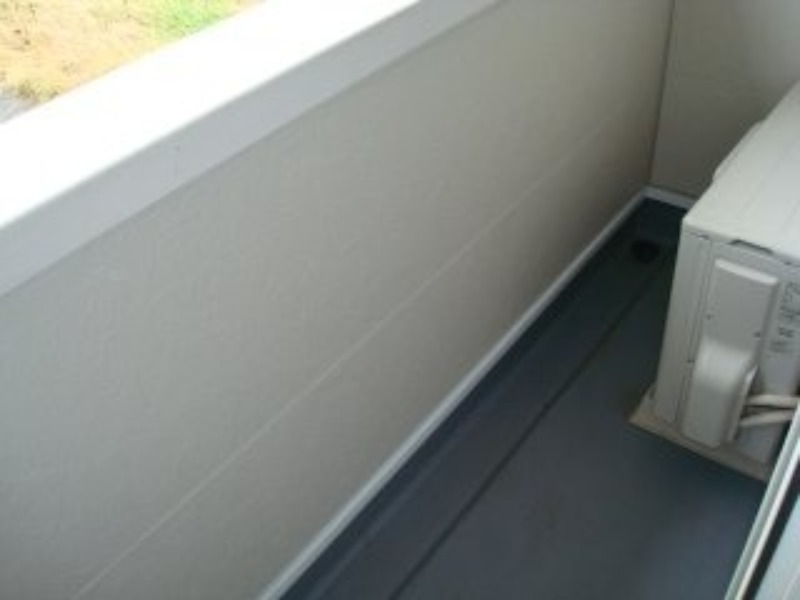 バルコニー　図面と現状に相違がある場合には現状を優先