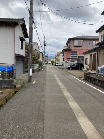 その他　前面道路（その他）まで0m