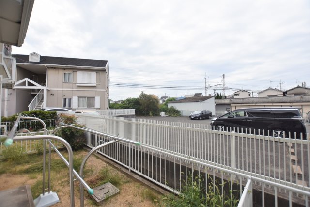 【堺市東区日置荘西町のアパートの眺望】