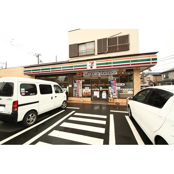 コンビニ　セブンイレブン厚木愛甲南店（コンビニ）まで97m