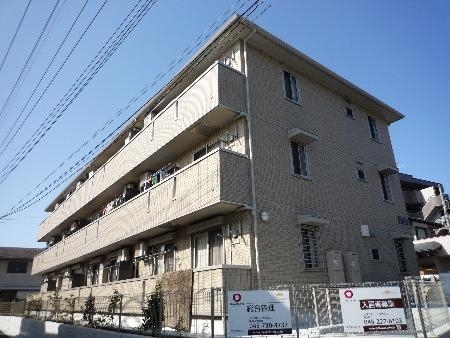 サンモール　ナナＡの建物外観