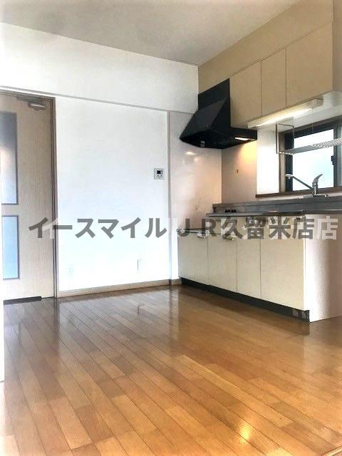 キッチン　コンパクトなキッチンで掃除もラクラク