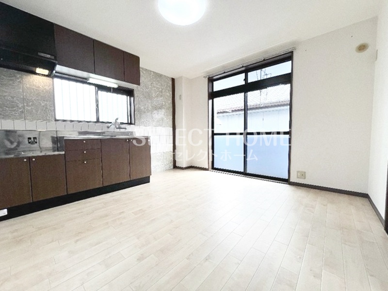 居室・リビング　使いやすい居間です