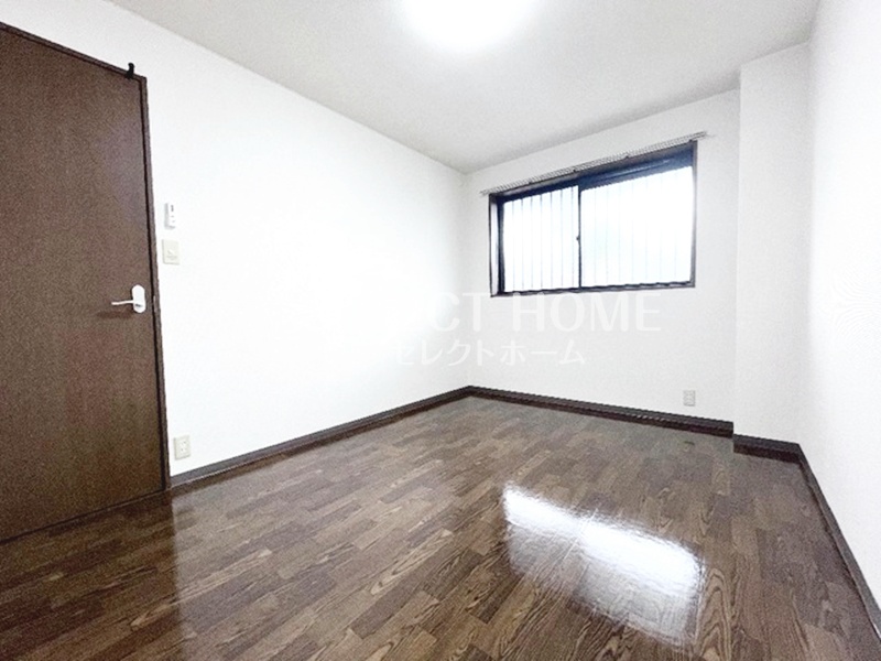 その他部屋・スペース　落ち着いて過ごせるお部屋なので、寝室にいかがでしょうか