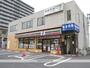 コンビニ　セブンイレブン（コンビニ）まで228m