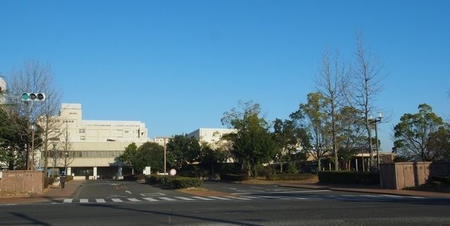 病院　香川大学医学部病院さん（病院）まで1400m