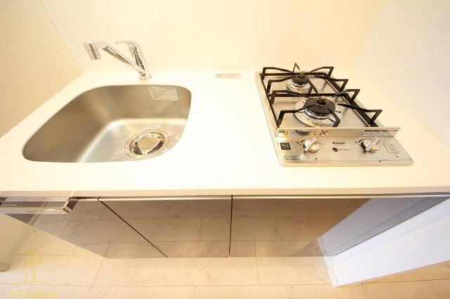 キッチン　プレサンス堺筋本町駅前シェル