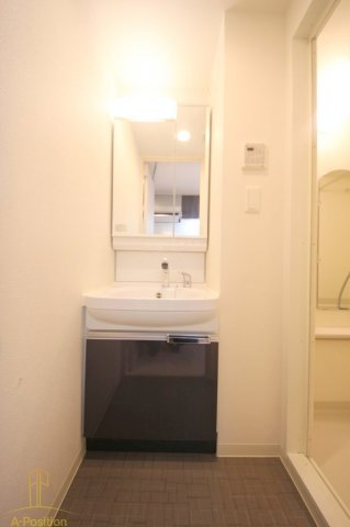 洗面設備　プレサンス堺筋本町駅前シェル