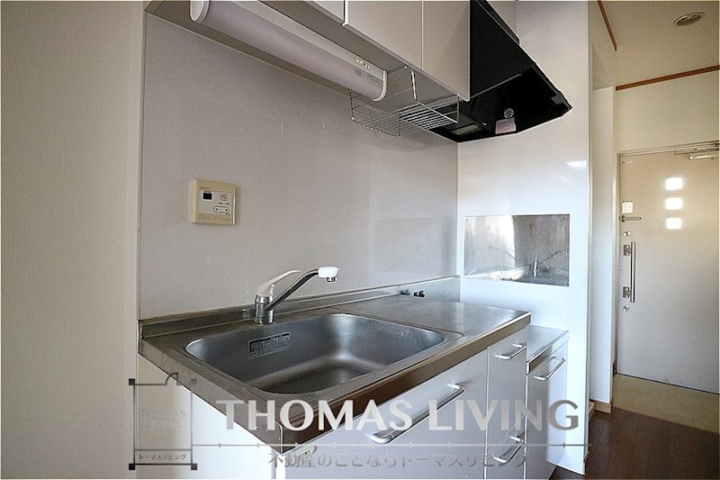 キッチン　コンロ設置可。お好きなコンロを設置ください。