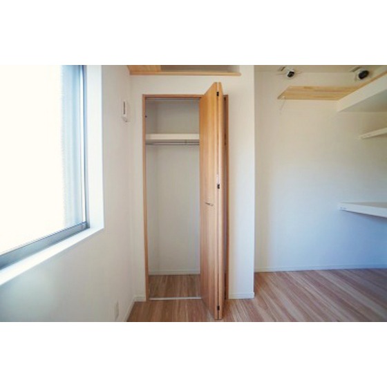 収納　クローゼット