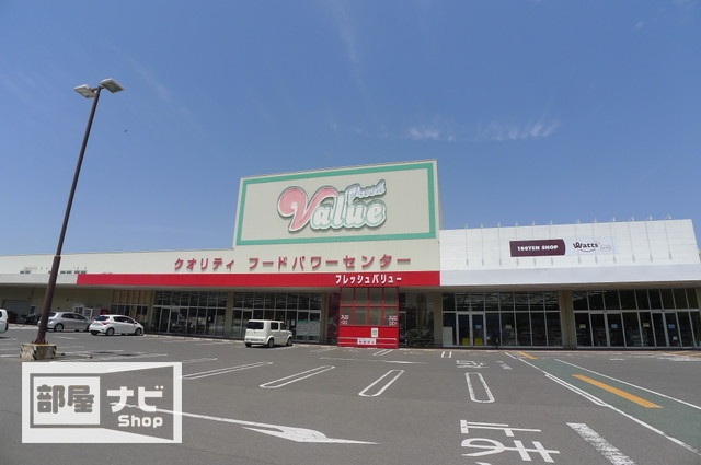 コンビニ　ローソン坂出入船町一丁目店（コンビニ）まで628m