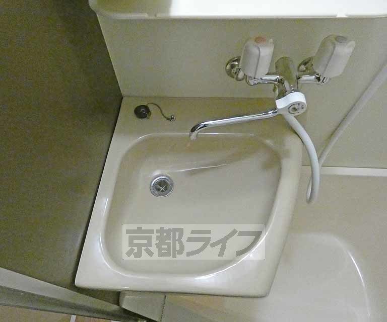 洗面設備　洗面台です・