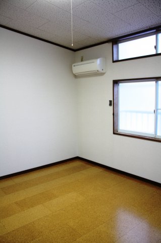 居室・リビング　使い勝手のいい洋室です