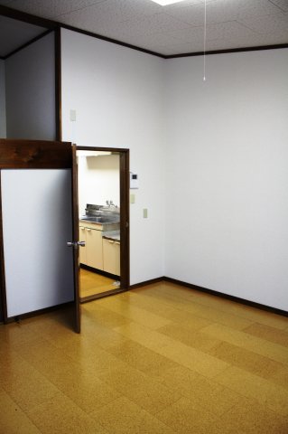 居室・リビング　使い勝手のいい洋室です