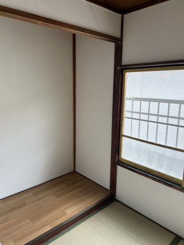 居室・リビング　2階　4帖