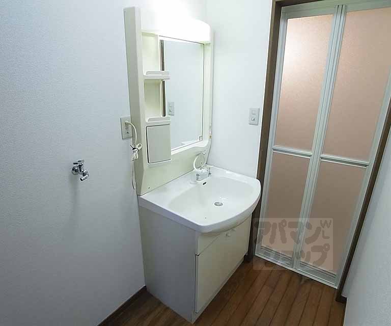 洗面設備　独立洗面台