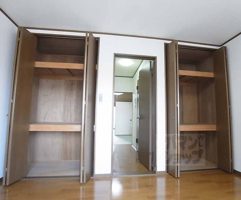 収納　洋室のクローゼット