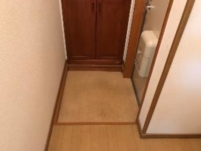 玄関　図面と現状に相違がある場合には現状を優先