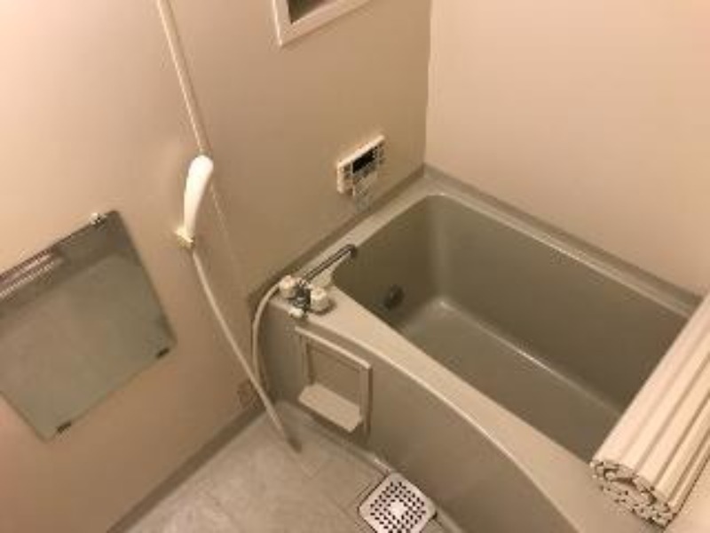 バス・シャワールーム　図面と現状に相違がある場合には現状を優先