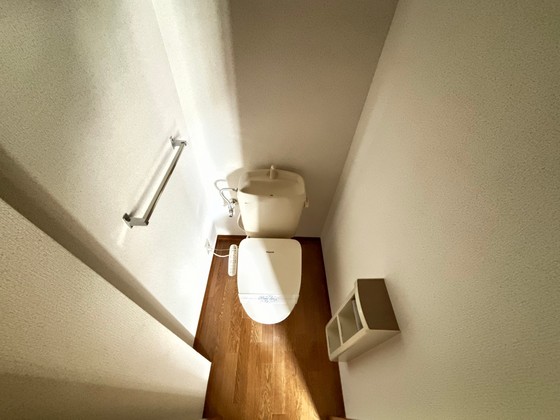 トイレ　※別部屋の写真です