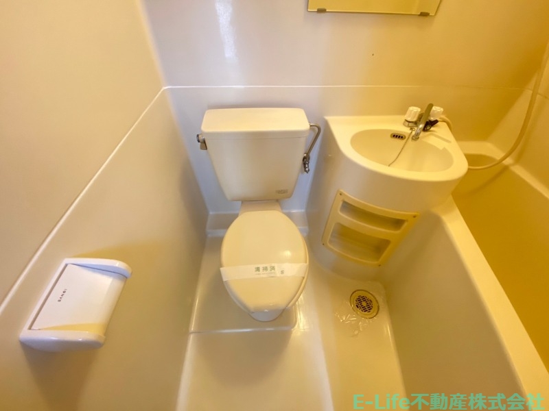 トイレ　※他のお部屋の写真になります　現況優先