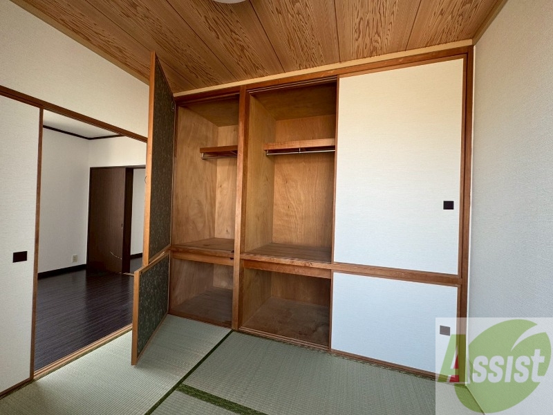 収納　こちらは収納です。物をしまう事ができますね！