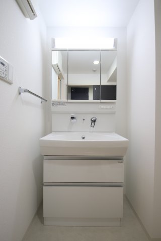 洗面設備　同建築会社の同タイプ内装写真となります。 ※参考イメージ