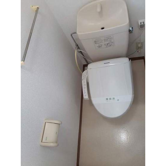 トイレ　ウォシュレット付き