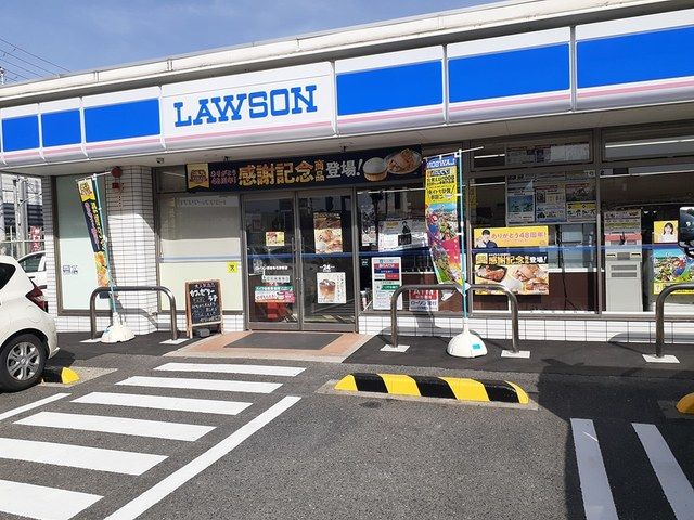 コンビニ　ローソン堺浜寺石津東店（コンビニ）まで200m