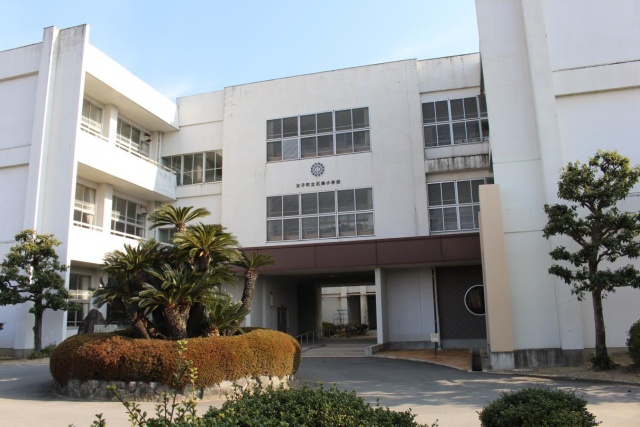 小学校　太子町立石海小学校（小学校）まで600m