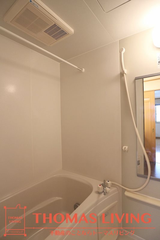 バス・シャワールーム　実際の写真を準備中の為、同じ建物の別室写真です。参考下さい。