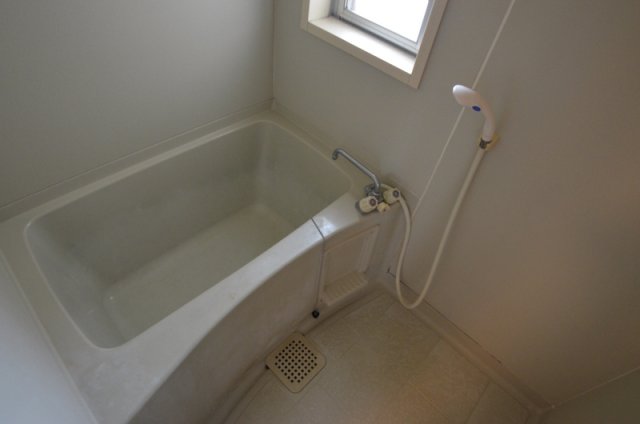 バス・シャワールーム　キレイなバスルームです☆