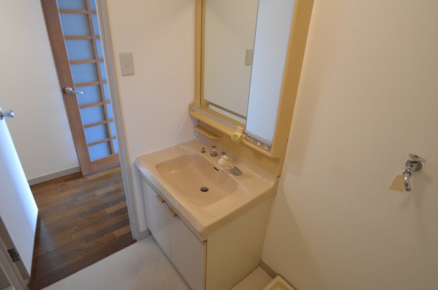 洗面設備　身だしなみ確認はこちらで♪