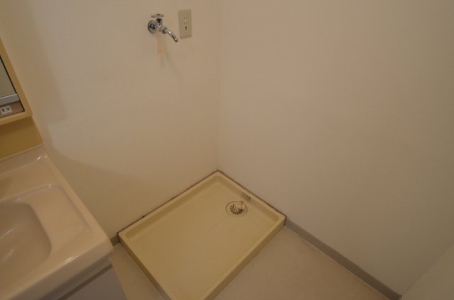 その他　こちらは洗濯機置き場です☆