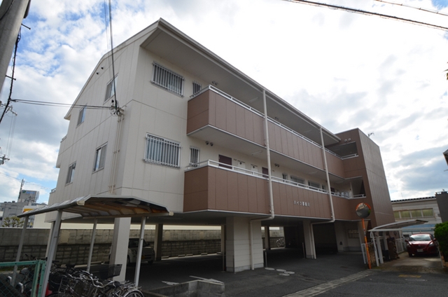 建物外観　閑静な住宅街です☆