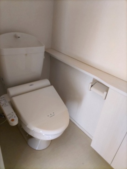 トイレ　※別部屋の写真です