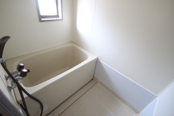 バス・シャワールーム　※別号室の写真です。