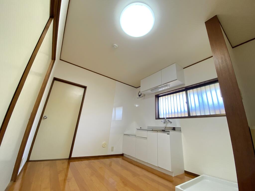 キッチン　シンクも、換気扇も、洗濯パンも新品♪