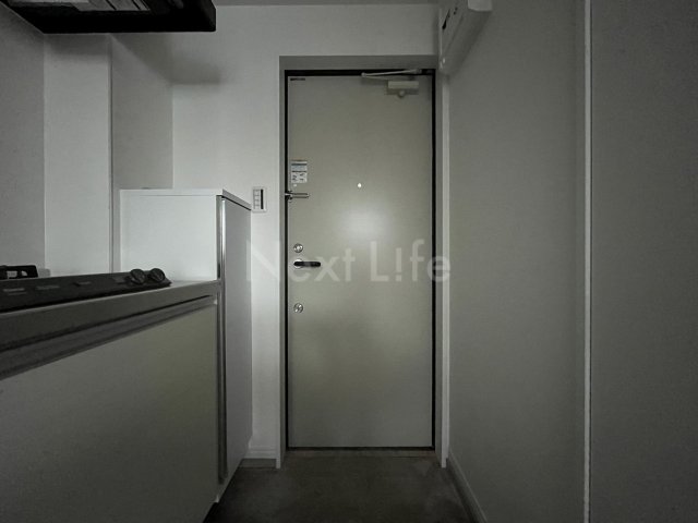 玄関　アザーレ・パッシオ新百合ヶ丘B