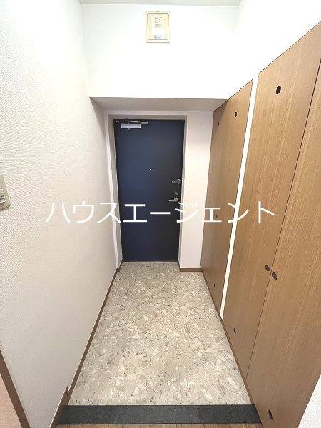 玄関　玄関です。※参考画像