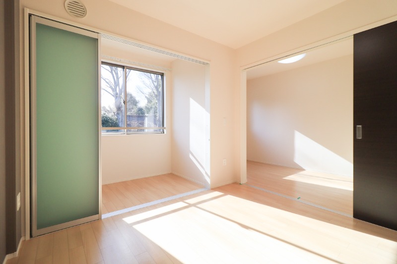 居室・リビング　図面と現状に相違がある場合には現状を優先