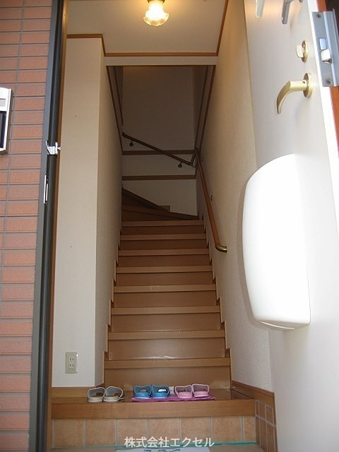 玄関　シューズボックス完備です。